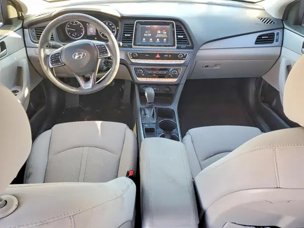 5NPE24AF2JH605815 2018 HYUNDAI SONATA - Image 8