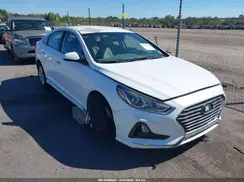 5NPE24AF2JH607175 2018 HYUNDAI SONATA