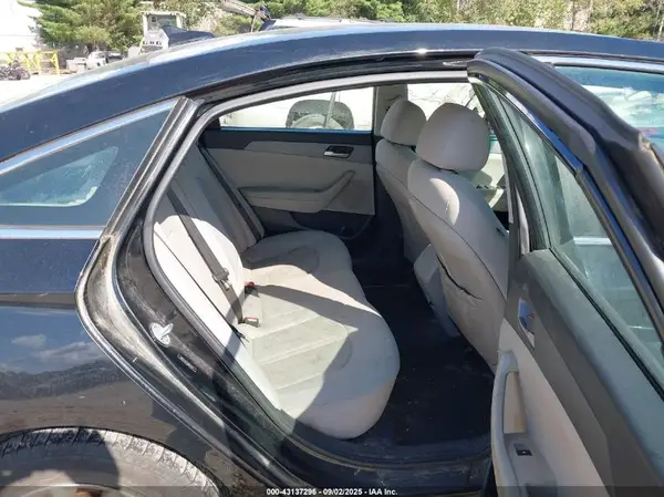 5NPE24AF2JH607841 2018 HYUNDAI SONATA - Image 8