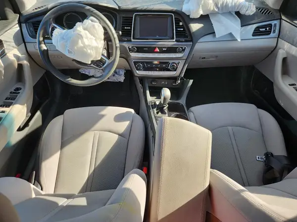 5NPE24AF2JH611792 2018 HYUNDAI SONATA - Image 8