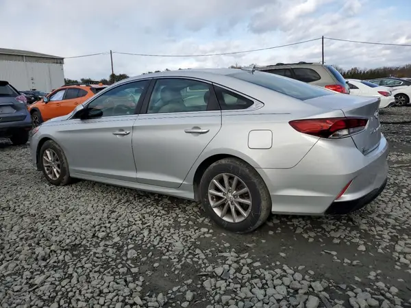 5NPE24AF2JH613087 2018 HYUNDAI SONATA - Image 2