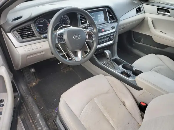 5NPE24AF2JH613087 2018 HYUNDAI SONATA - Image 8