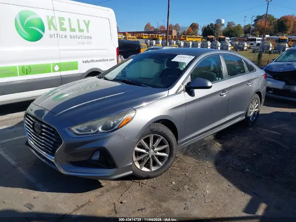 5NPE24AF2JH613834 2018 HYUNDAI SONATA - Image 2