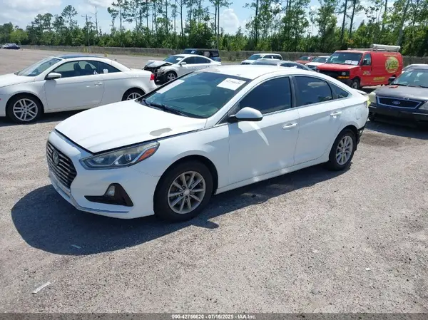 5NPE24AF2JH614594 2018 HYUNDAI SONATA - Image 2