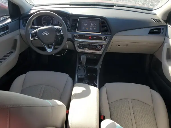 5NPE24AF2JH615499 2018 HYUNDAI SONATA - Image 8