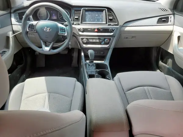 5NPE24AF2JH615647 2018 HYUNDAI SONATA - Image 8