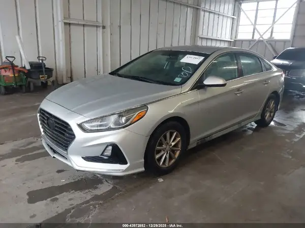 5NPE24AF2JH617740 2018 HYUNDAI SONATA - Image 2