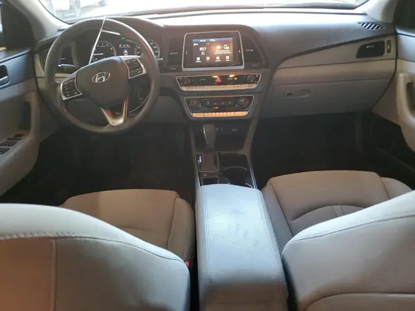 5NPE24AF2JH625255 2018 HYUNDAI SONATA - Image 8
