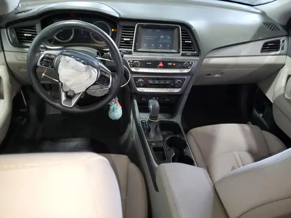 5NPE24AF2JH626602 2018 HYUNDAI SONATA - Image 8