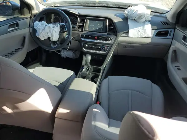 5NPE24AF2JH633209 2018 HYUNDAI SONATA - Image 8