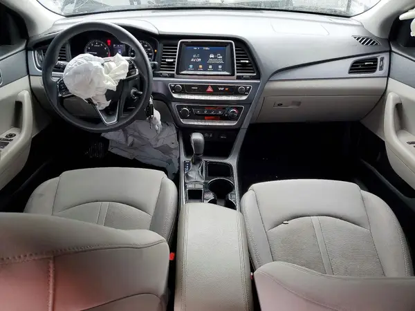5NPE24AF2JH639799 2018 HYUNDAI SONATA - Image 8