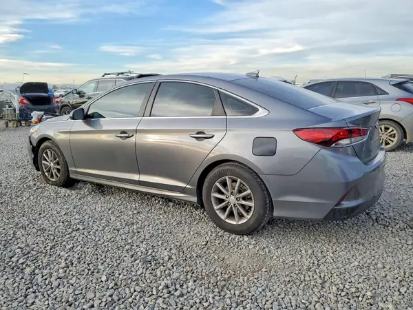 5NPE24AF2JH644792 2018 HYUNDAI SONATA - Image 2