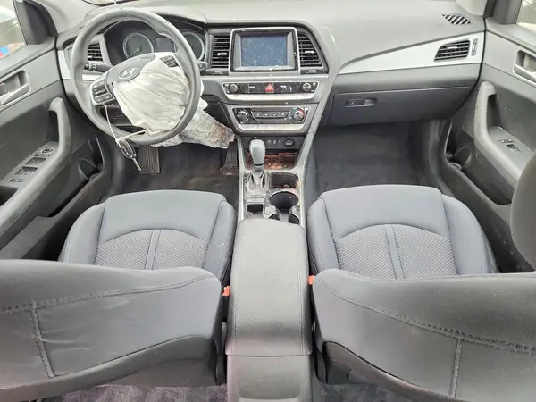 5NPE24AF2JH646039 2018 HYUNDAI SONATA - Image 8