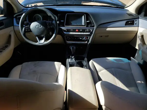 5NPE24AF2JH646221 2018 HYUNDAI SONATA - Image 8