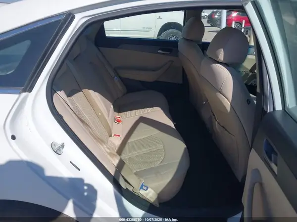 5NPE24AF2JH650771 2018 HYUNDAI SONATA - Image 8