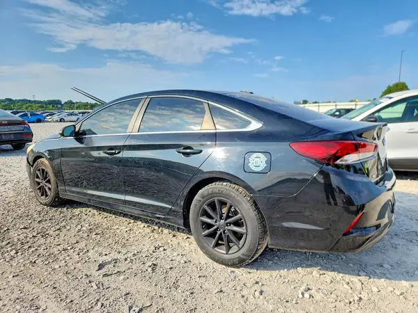 5NPE24AF2JH652343 2018 HYUNDAI SONATA - Image 2