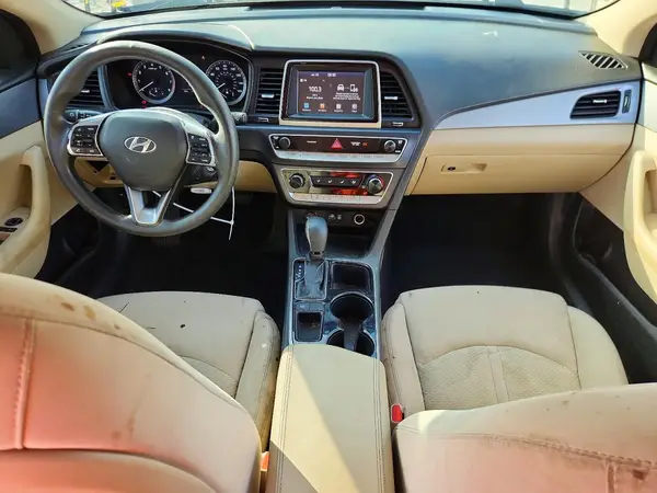 5NPE24AF2JH652343 2018 HYUNDAI SONATA - Image 8