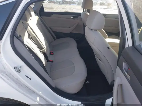5NPE24AF2JH655081 2018 HYUNDAI SONATA - Image 8