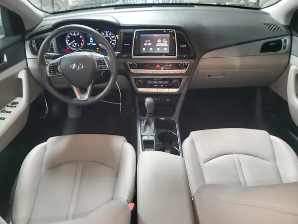 5NPE24AF2JH656151 2018 HYUNDAI SONATA - Image 8