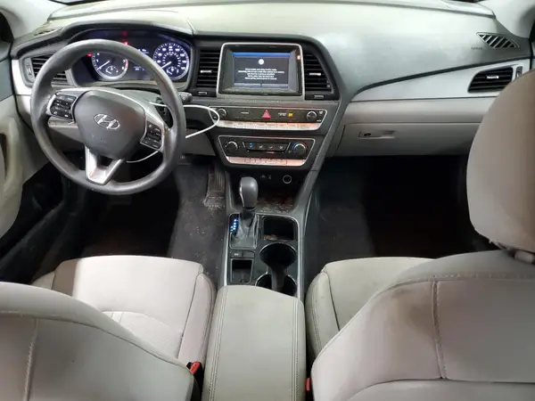 5NPE24AF2JH657994 2018 HYUNDAI SONATA - Image 8