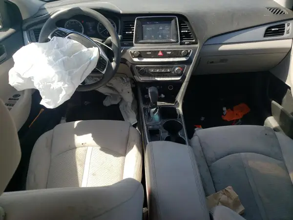 5NPE24AF2JH662340 2018 HYUNDAI SONATA - Image 8