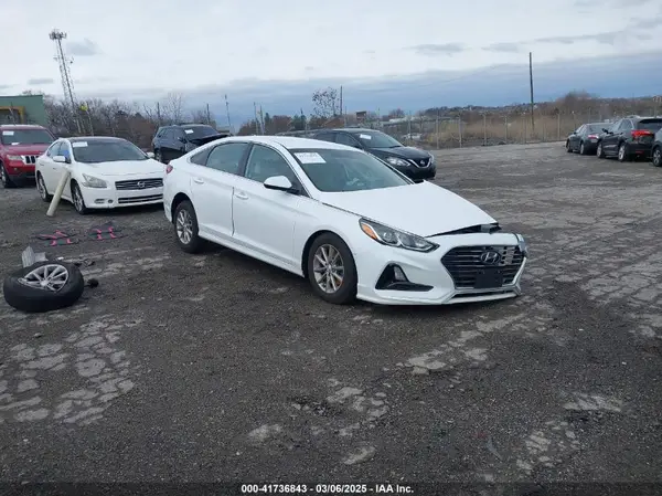 5NPE24AF2JH662953 2018 HYUNDAI SONATA - Image 1