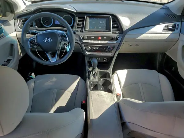 5NPE24AF2JH671880 2018 HYUNDAI SONATA - Image 8