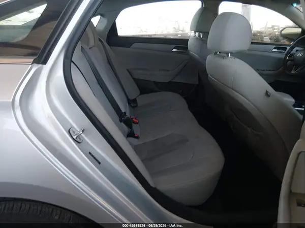 5NPE24AF2JH672480 2018 HYUNDAI SONATA - Image 8