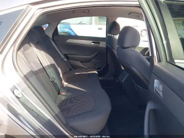 5NPE24AF2JH674603 2018 HYUNDAI SONATA - Image 8