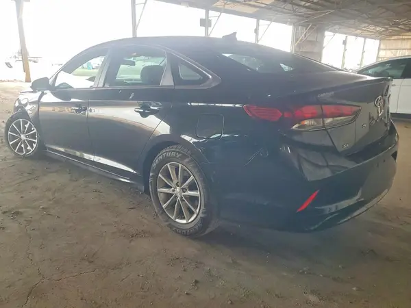 5NPE24AF2JH674620 2018 HYUNDAI SONATA - Image 2