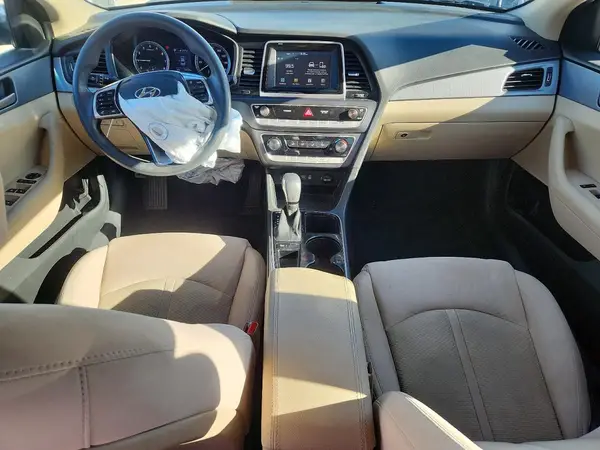 5NPE24AF2JH677274 2018 HYUNDAI SONATA - Image 8