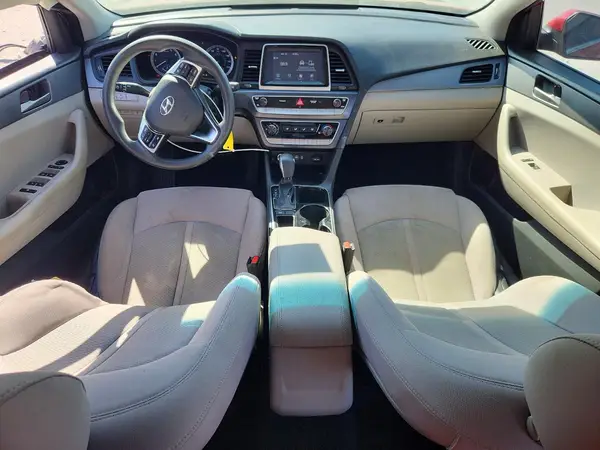 5NPE24AF2JH680174 2018 HYUNDAI SONATA - Image 8