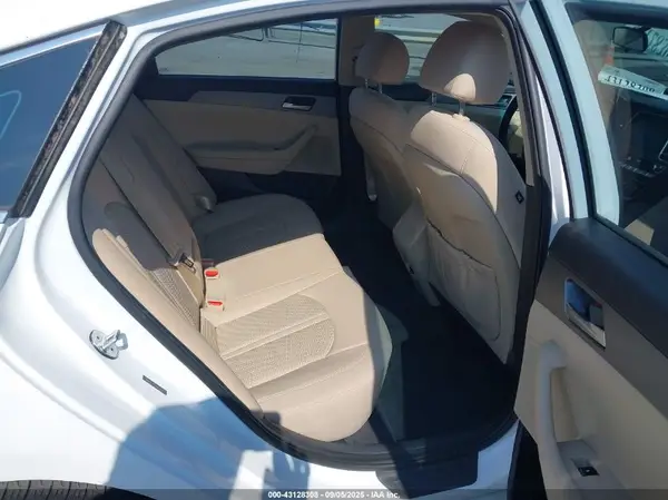 5NPE24AF2JH680983 2018 HYUNDAI SONATA - Image 8
