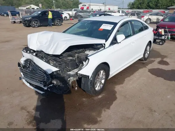 5NPE24AF2JH682264 2018 HYUNDAI SONATA - Image 2