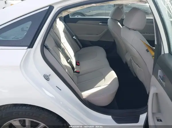 5NPE24AF2JH682264 2018 HYUNDAI SONATA - Image 8