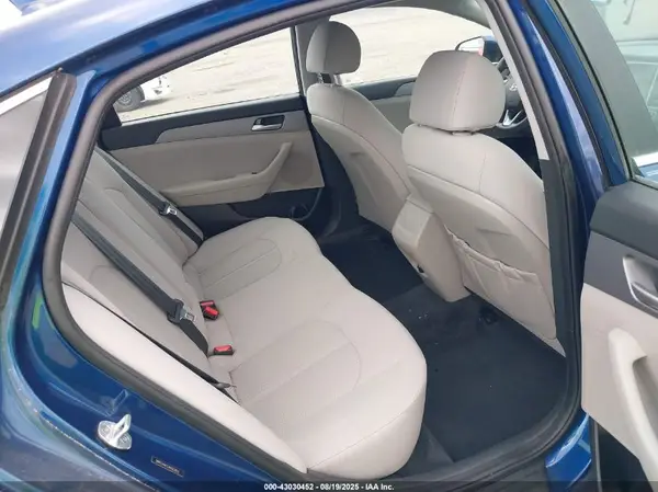 5NPE24AF2JH683902 2018 HYUNDAI SONATA - Image 8