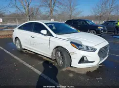 5NPE24AF2JH684385 2018 HYUNDAI SONATA