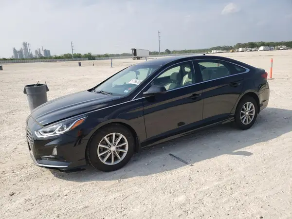 5NPE24AF2JH692678 2018 HYUNDAI SONATA - Image 1