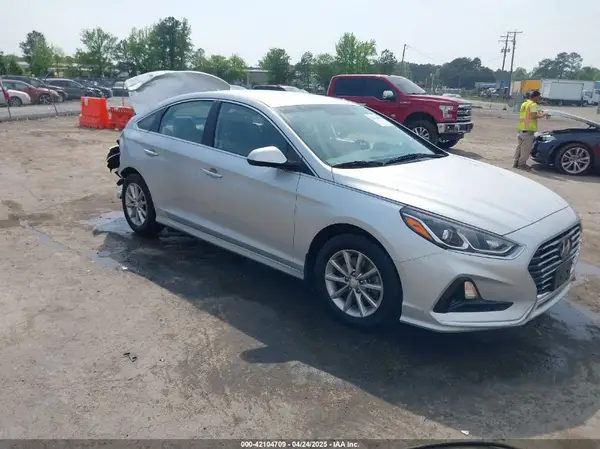 5NPE24AF2JH693345 2018 HYUNDAI SONATA - Image 1