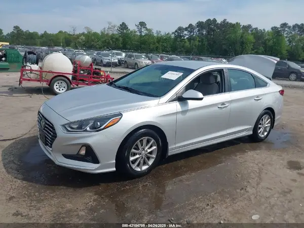 5NPE24AF2JH693345 2018 HYUNDAI SONATA - Image 2