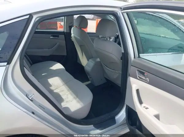 5NPE24AF2JH693345 2018 HYUNDAI SONATA - Image 8