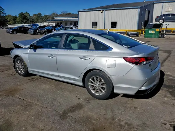 5NPE24AF2JH694642 2018 HYUNDAI SONATA - Image 2