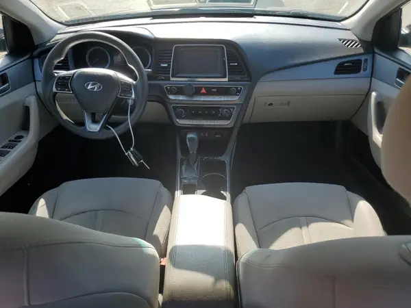 5NPE24AF2JH694981 2018 HYUNDAI SONATA - Image 8