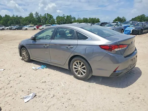 5NPE24AF2JH696228 2018 HYUNDAI SONATA - Image 2