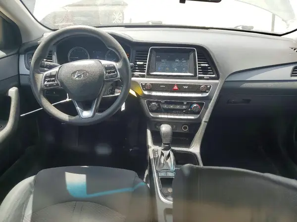 5NPE24AF2JH696228 2018 HYUNDAI SONATA - Image 8