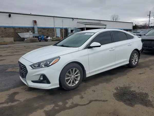 5NPE24AF2JH696908 2018 HYUNDAI SONATA - Image 1