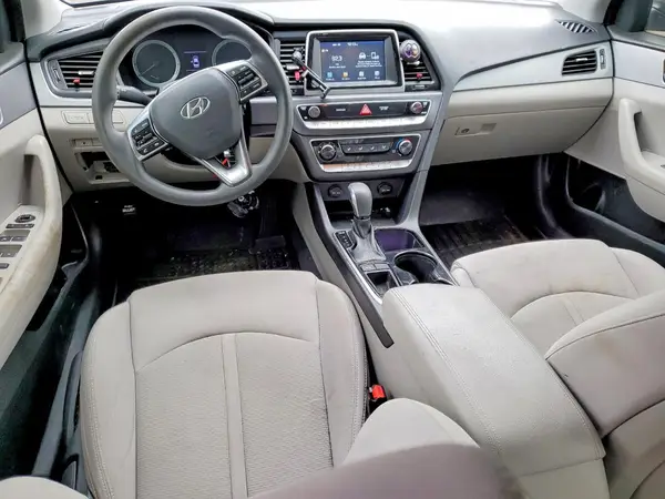 5NPE24AF2JH698139 2018 HYUNDAI SONATA - Image 8