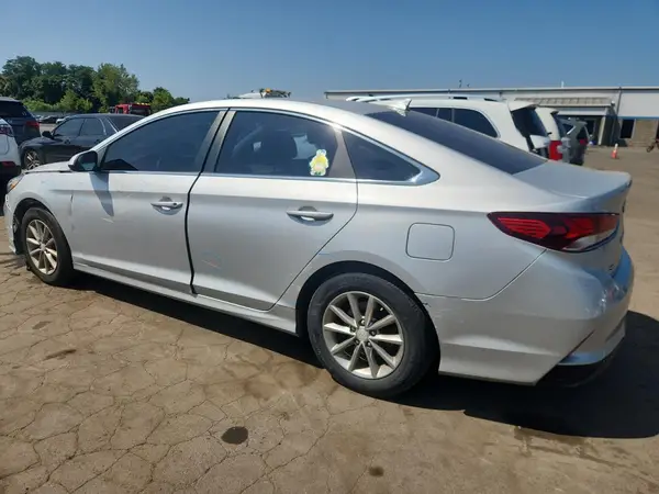 5NPE24AF2JH699534 2018 HYUNDAI SONATA - Image 2