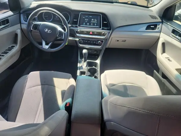 5NPE24AF2JH699534 2018 HYUNDAI SONATA - Image 8