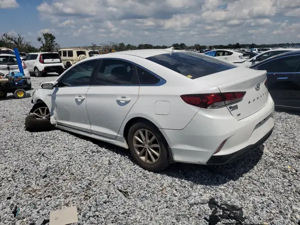 5NPE24AF2JH700813 2018 HYUNDAI SONATA - Image 2